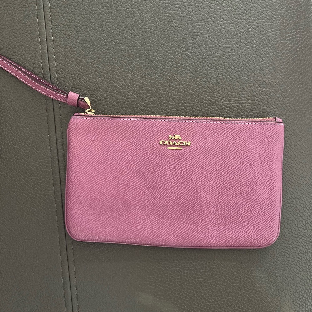 BRAND NEW WITH TAGS Coach Wristlet/Wallet
